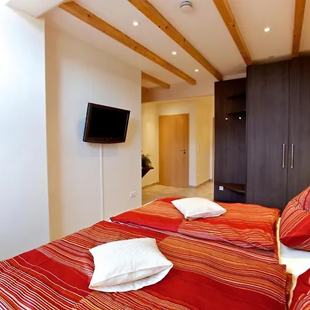 Hotel Genholter Hof 4*