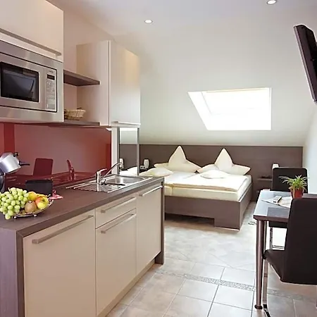 Ξενοδοχείο Genholter Hof 4*